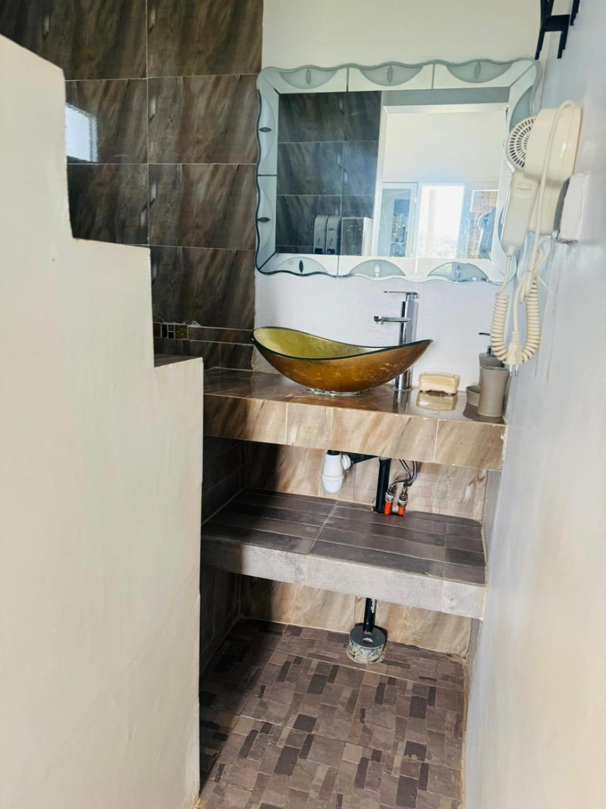Grace House Jacuzzi Bed and Breakfast Saly Portudal Εξωτερικό φωτογραφία